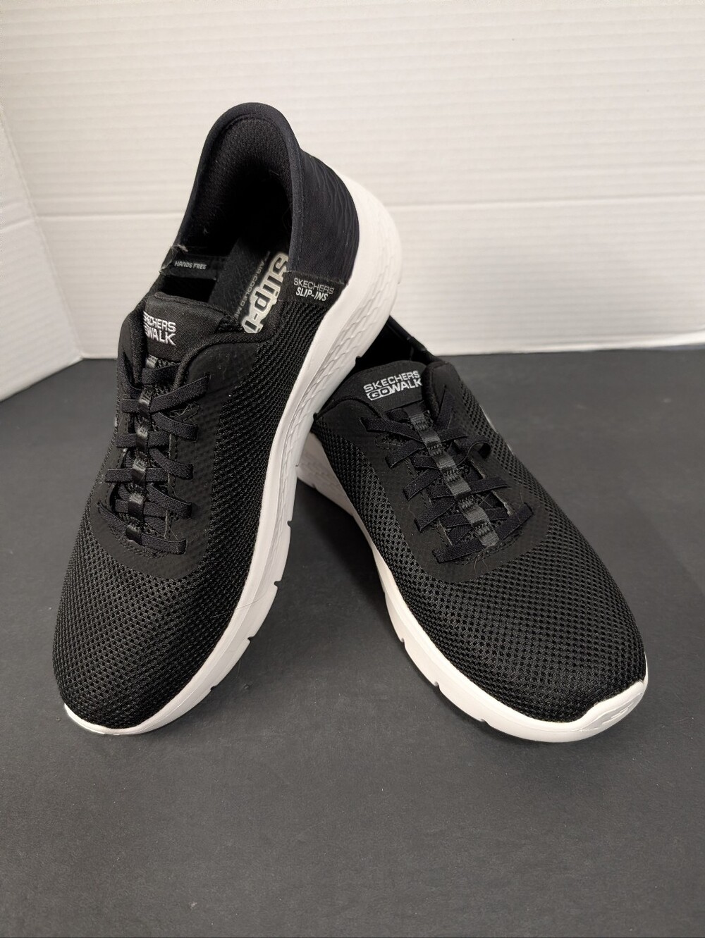 Women's Black Slip-ins Skechers Go Walk Size 10 Lightly used Hands Free 124975